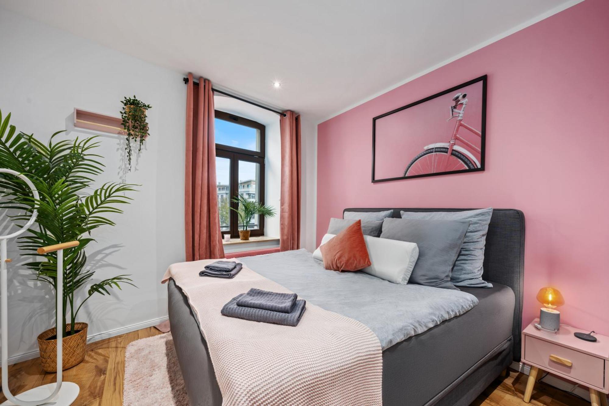 Edler Wohnraum Schlossteich-Suite 3 Sz Mit Zwei Balkonen, Kaffeevollautomat, Kamin, Klima, Lift & Zwei Parkplaetzen Chemnitz Bagian luar foto
